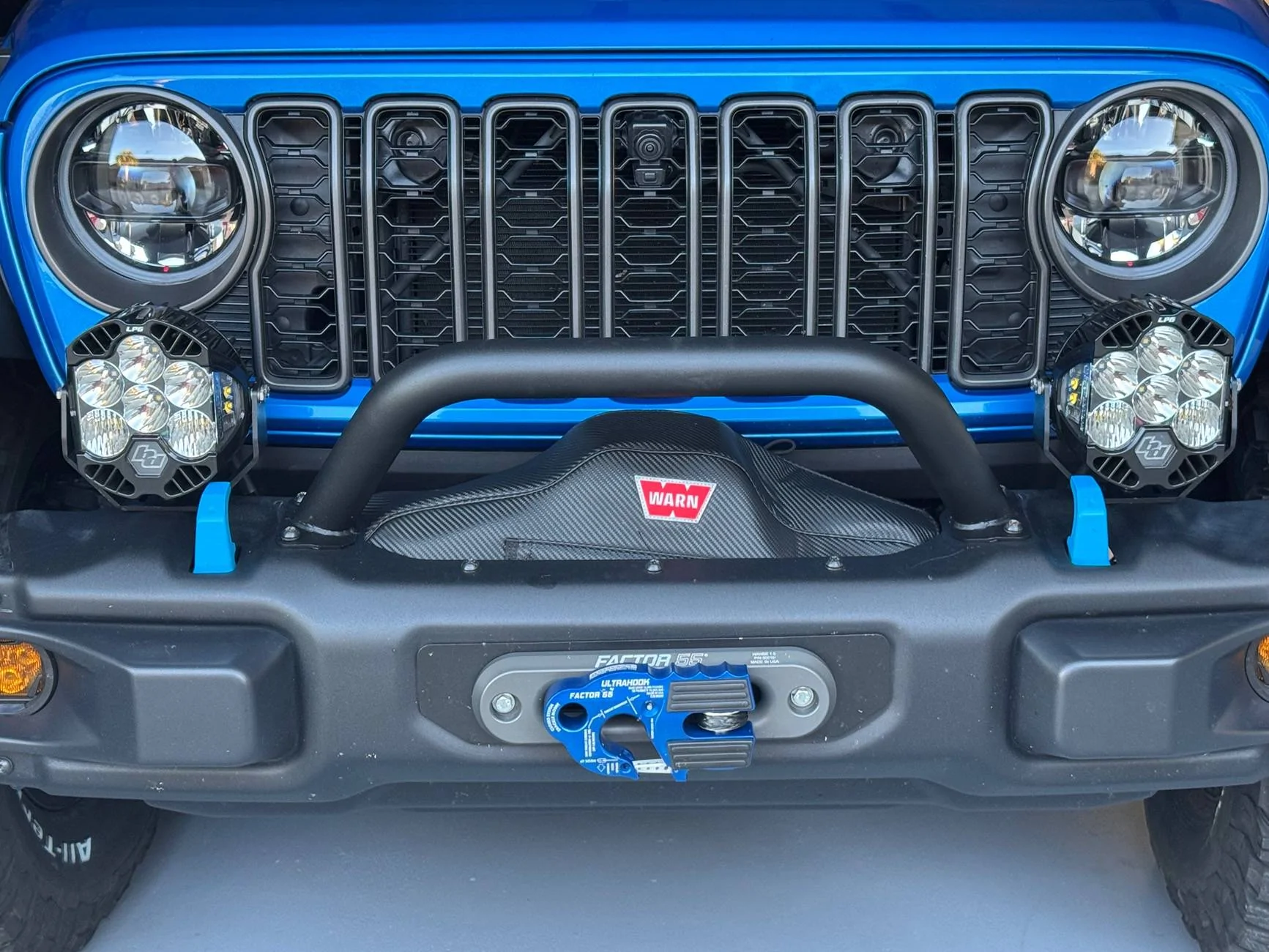 Jeep Wrangler JL LP6 install with the BD plastic bumper brackets. IMG_3984