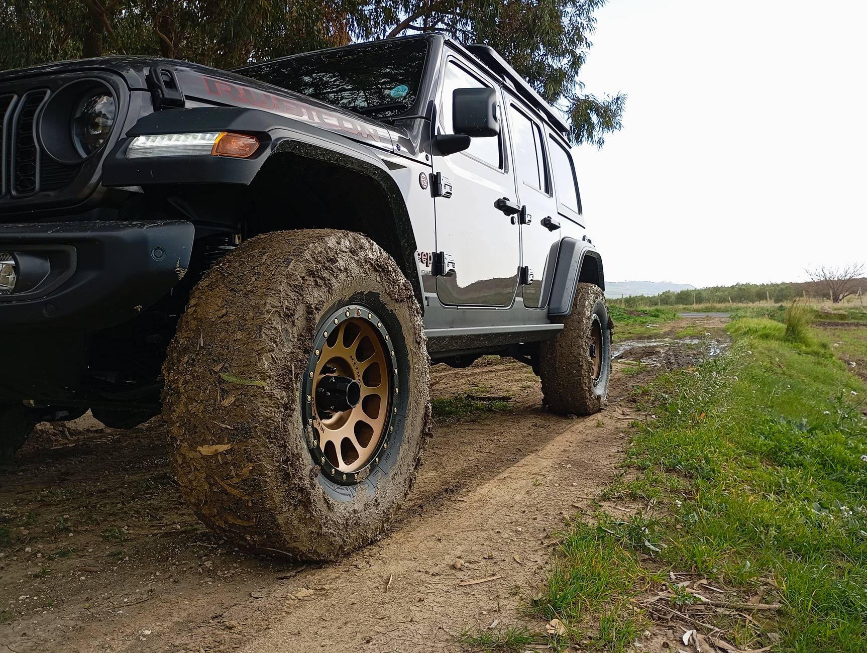 Jeep Wrangler JL JL Rubicon on Method Wheels...let's see em! 1734284639795