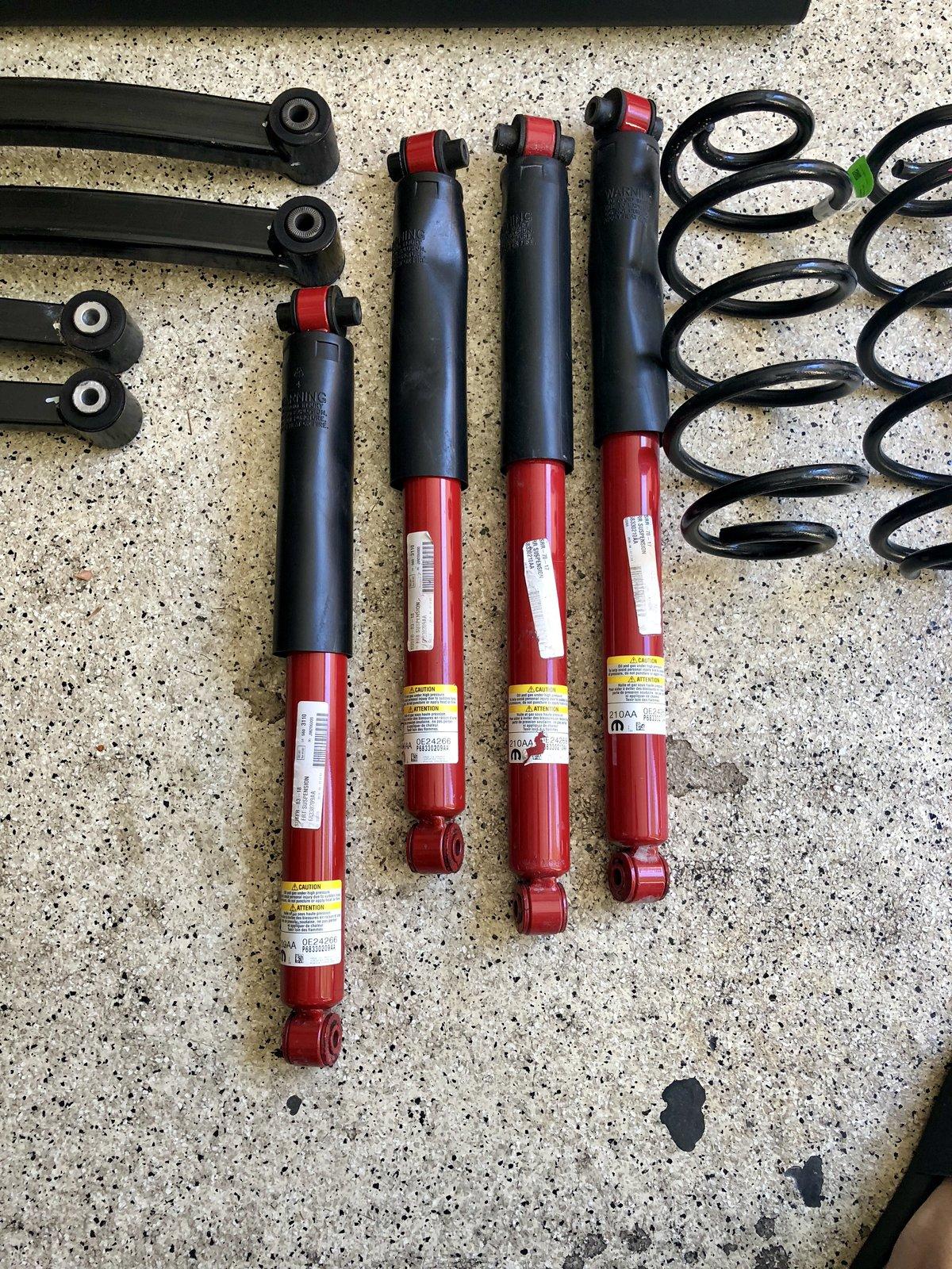 Jeep Wrangler JL JLUR Suspension *SoCal/OC BA60050B-9828-4B33-8988-15194B77C597