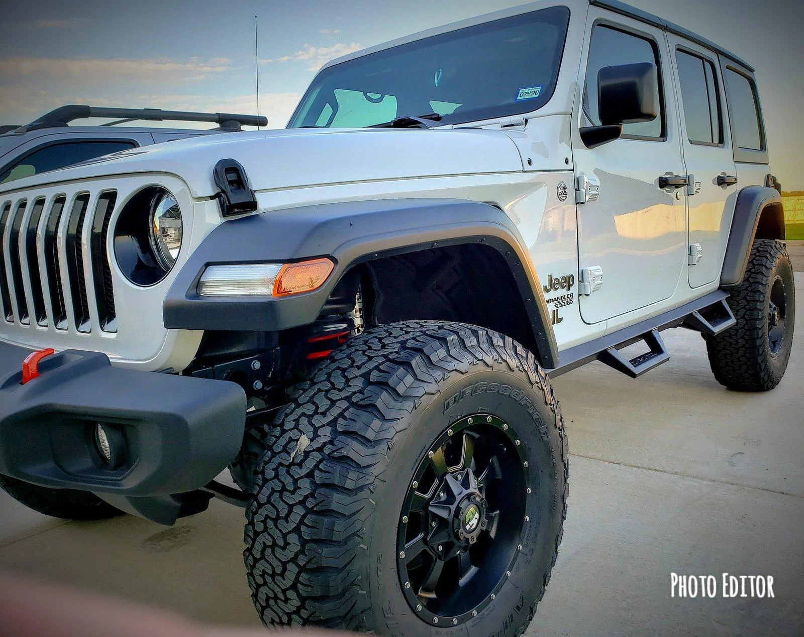 Jeep Wrangler JL JL Rubicon Bright White Owners Please Post Pics w/ Aftermarket wheels & Tires Photo Editor-20181003_131518