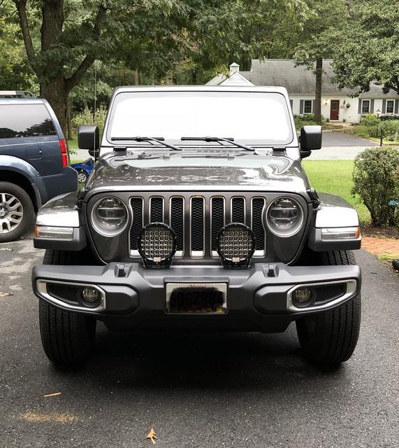 Jeep Wrangler JL Mounted some 9" Rounds on Bumper IMG_0788