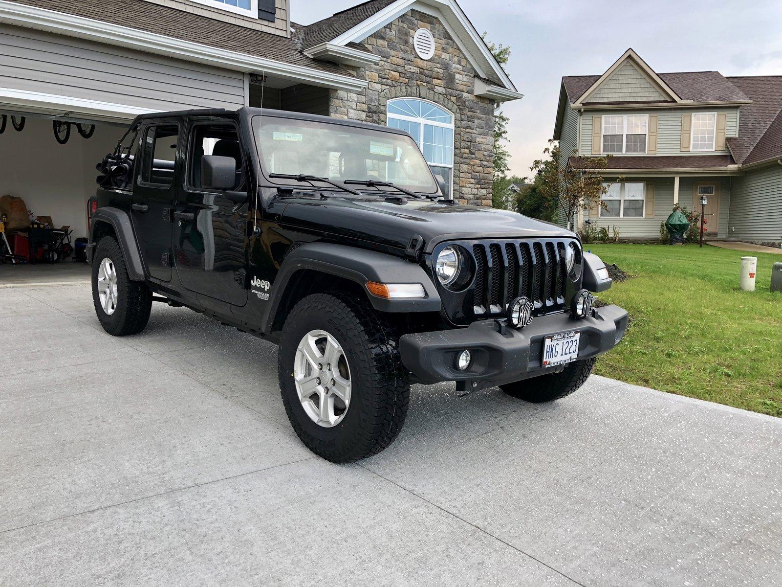 Jeep Wrangler JL 255/80R17 ? F0F2E221-506E-4903-9FD1-7A2713ADC75D