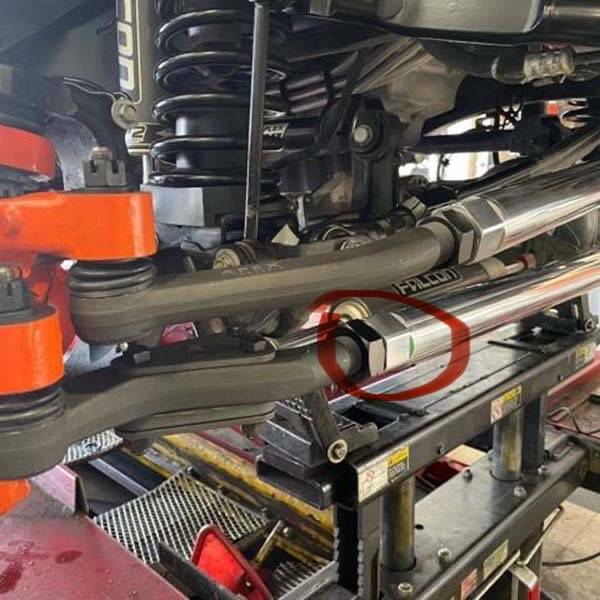 Jeep Wrangler JL Wrenches for Clayton jam nuts? IMG_0643