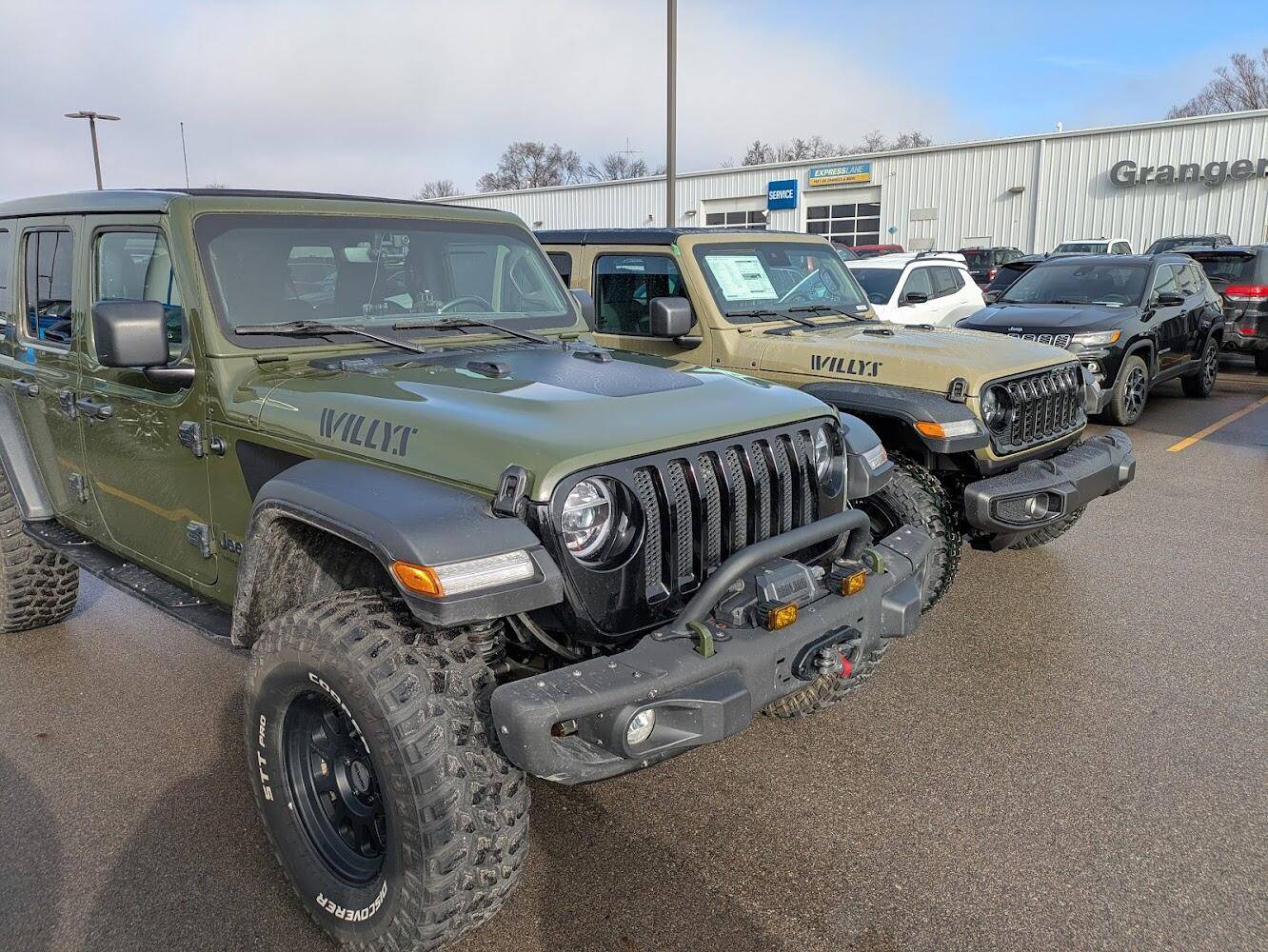 Jeep Wrangler JL Sarge vs '41 color (with pics) 1735409069187-1k