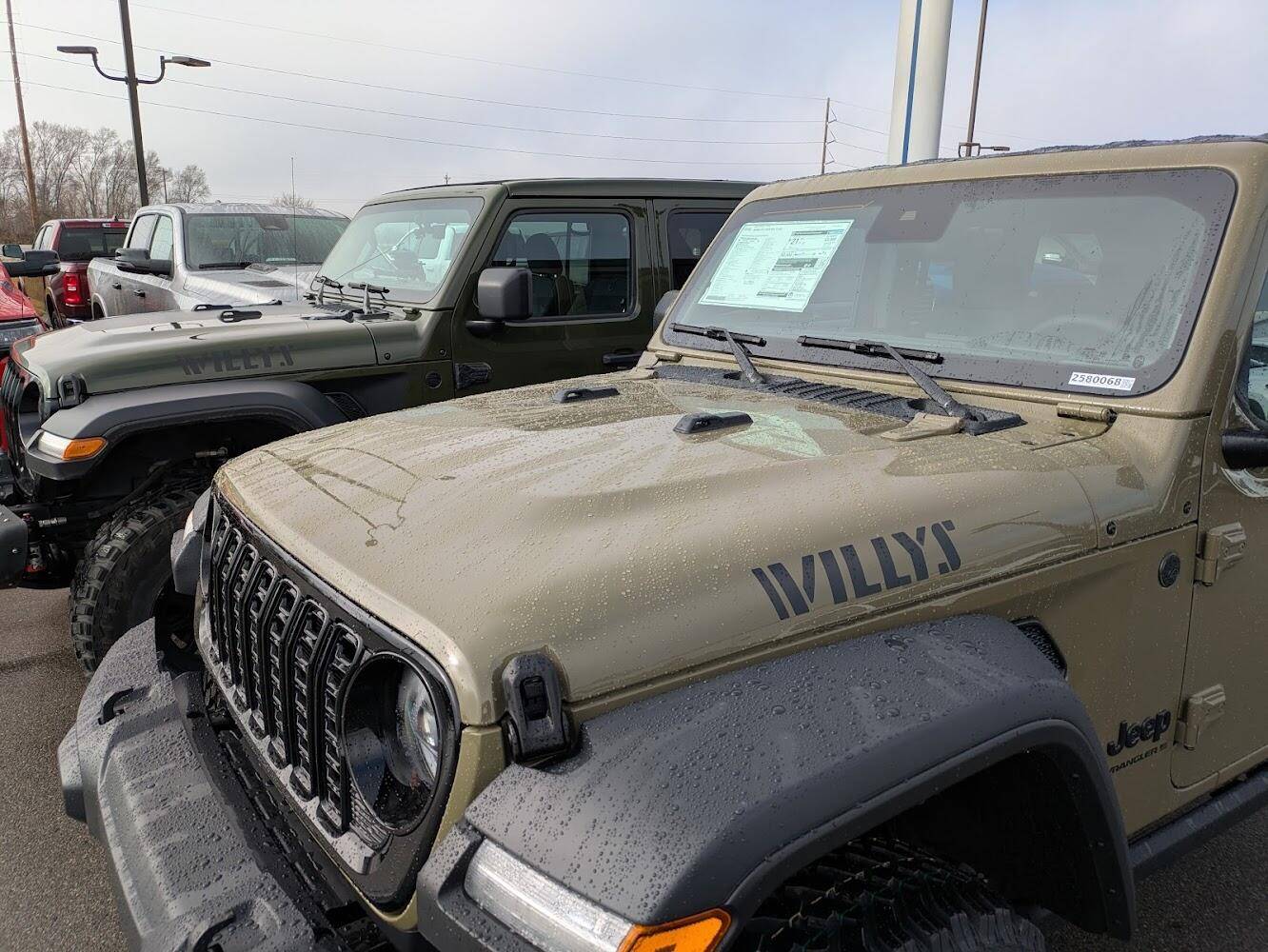 Jeep Wrangler JL Sarge vs '41 color (with pics) 1735409090730-s