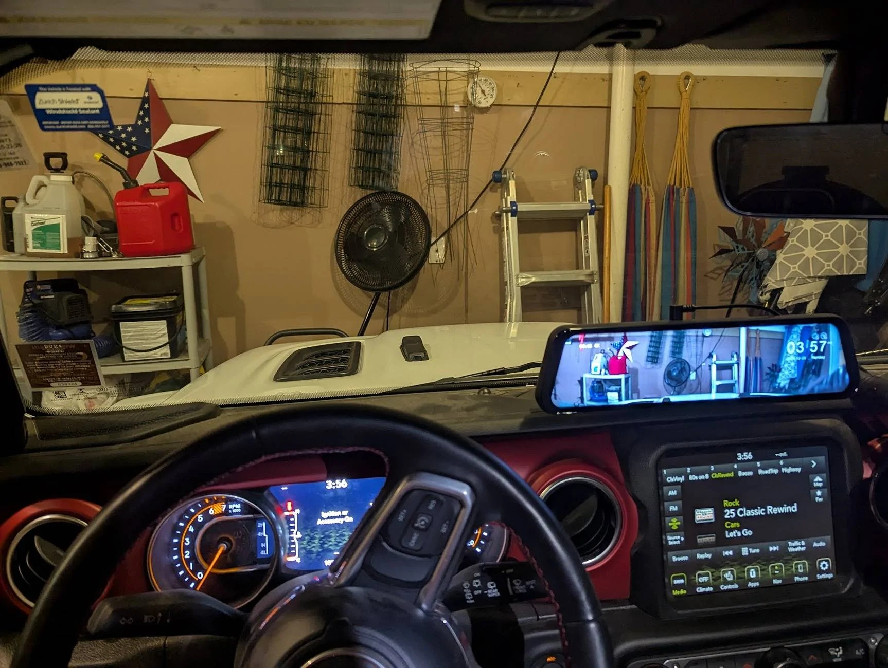 Jeep Wrangler JL WOLFBOX G900 PRO DASH/REAR CAM Wolfbox2