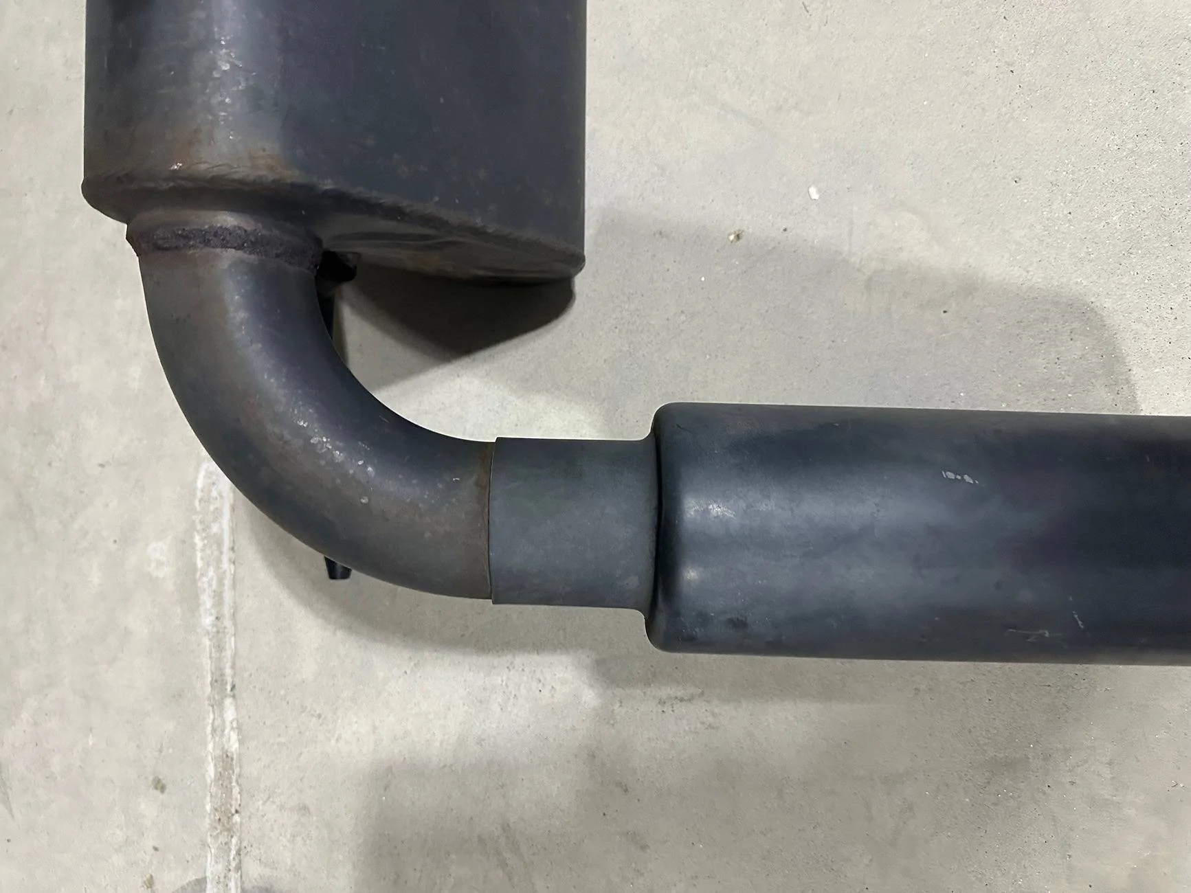 Jeep Wrangler JL WTS - Gibson muffler dual tips exhaust 2