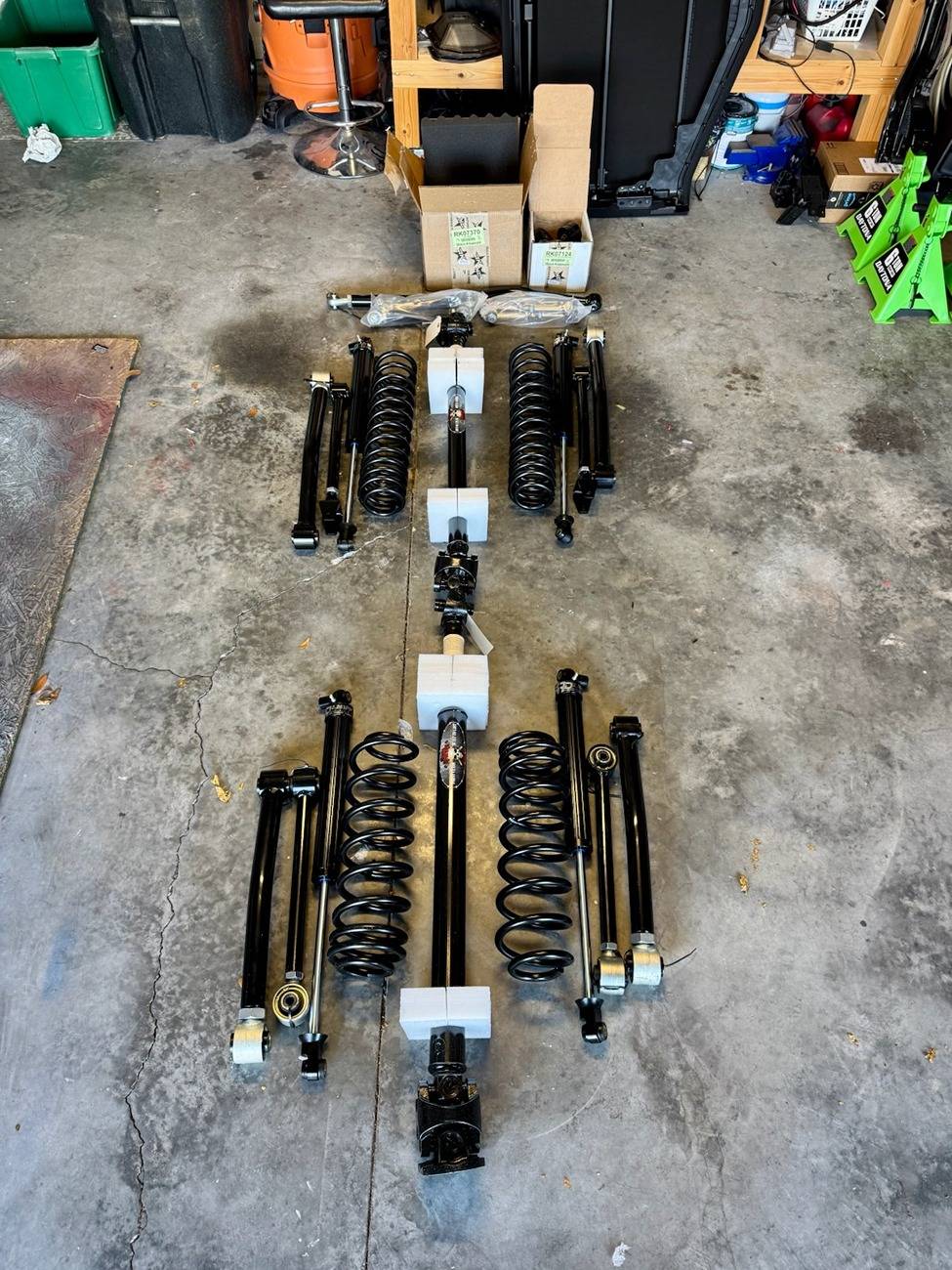 Jeep Wrangler JL Back in the family, Earl 4XE Build! parts1