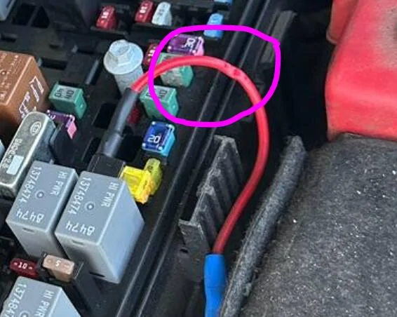 Jeep Wrangler JL Need help with cigarette lighter power. 1735651911163-vx
