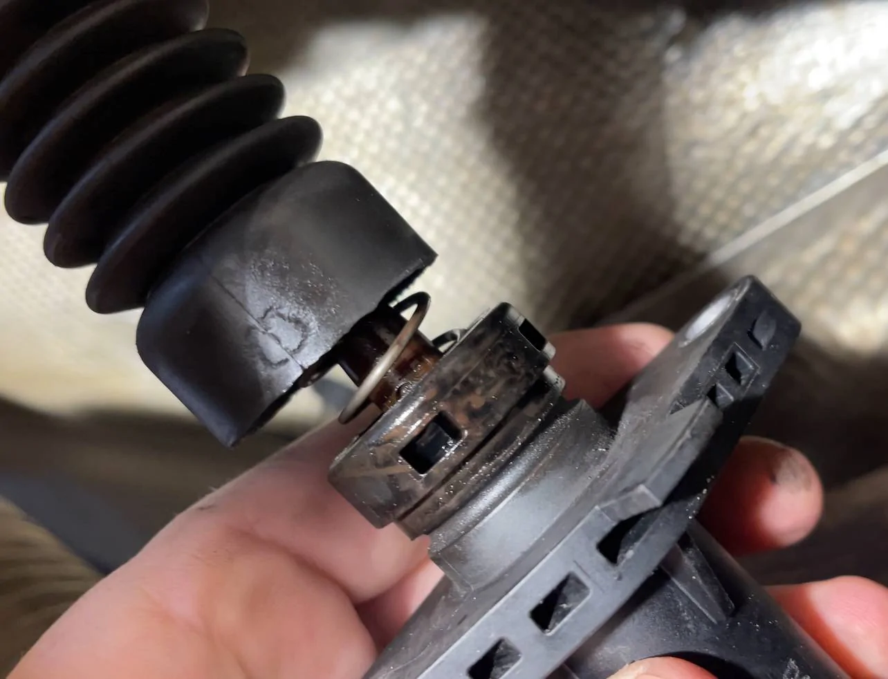 Jeep Wrangler JL Manual Transmission - Issues shifting into 1st & Reverse (Compilation thread) IMG_5626