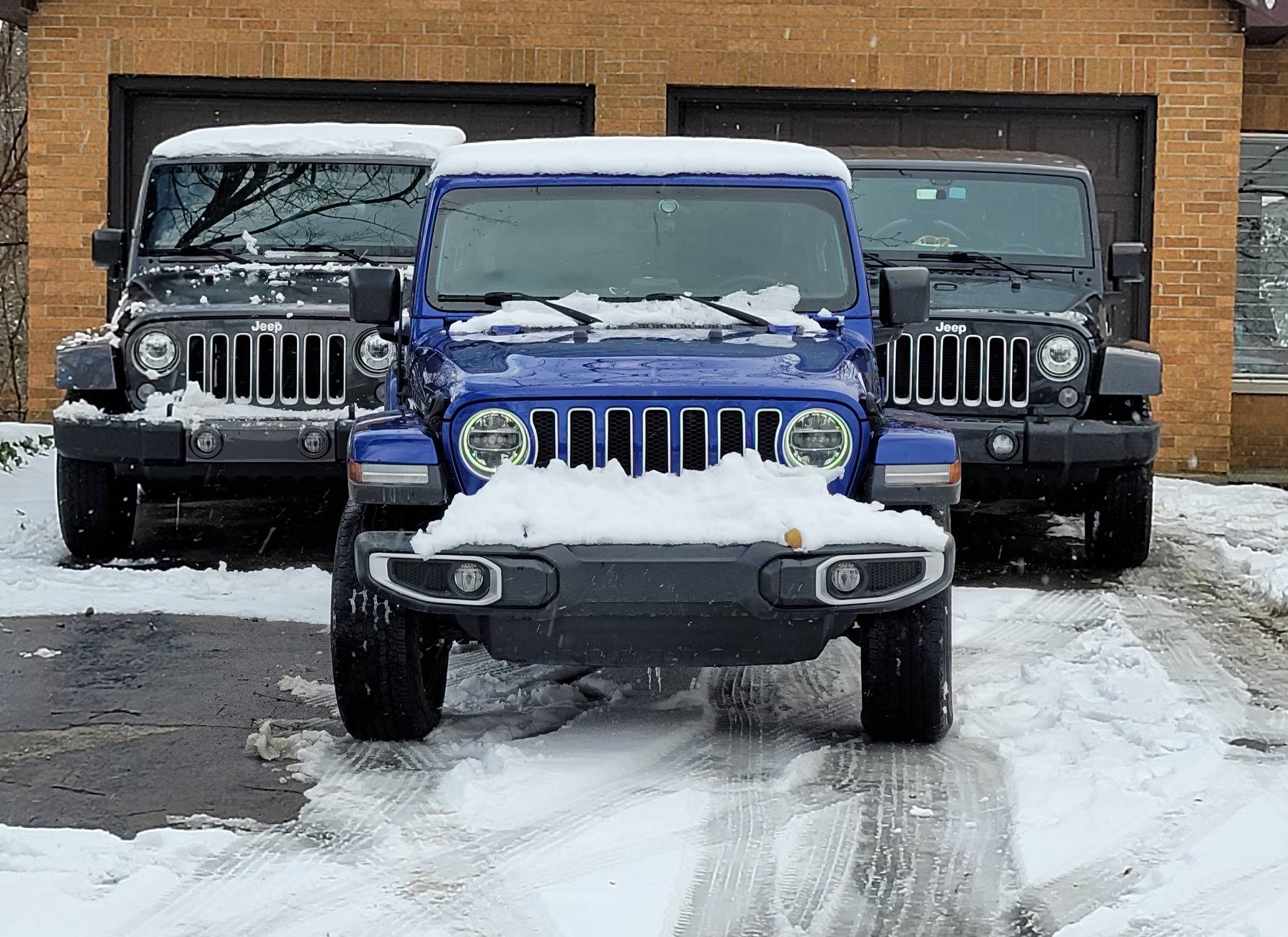 Jeep Wrangler JL 2 door or 4 door? We Are Jeep 1