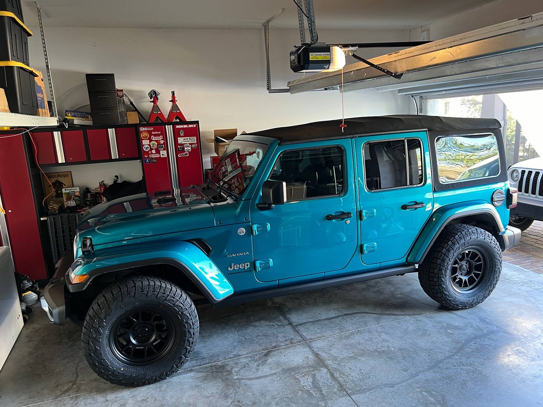 Jeep Wrangler JL 2 door or 4 door? IMG_5168