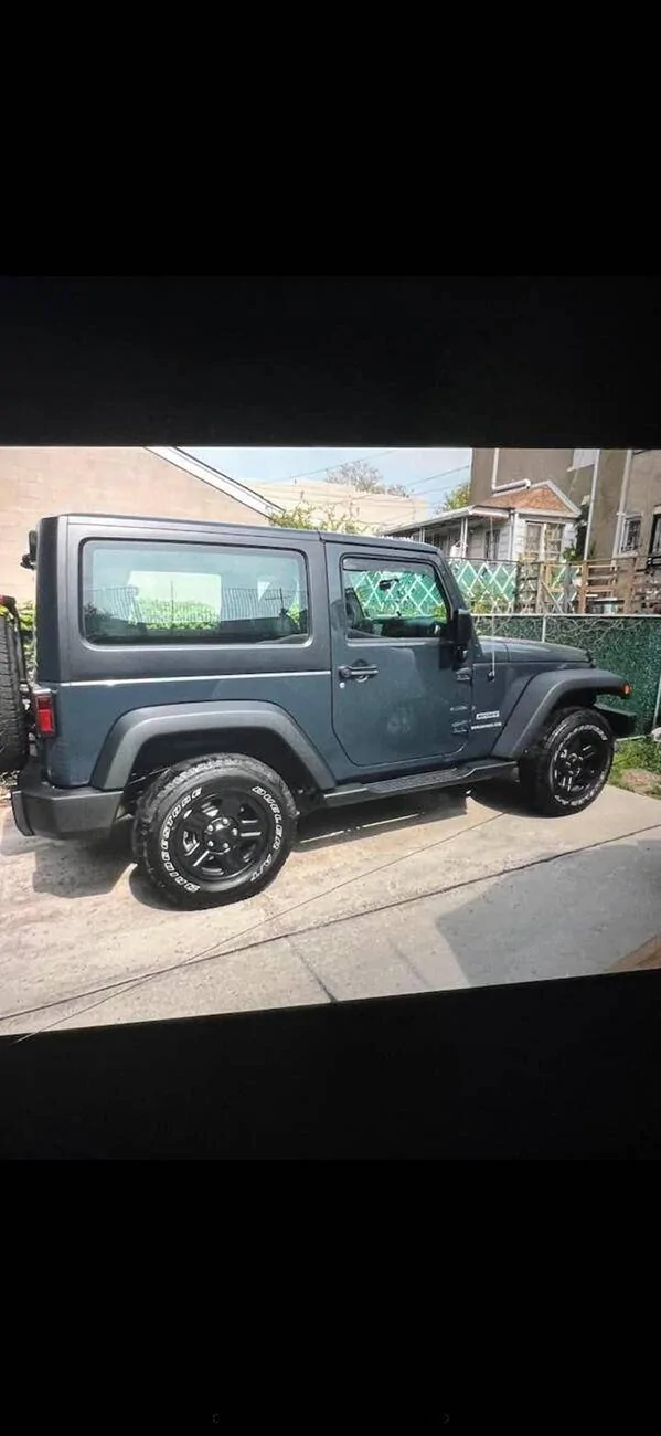 Jeep Wrangler JL 2 door or 4 door? IMG_9155