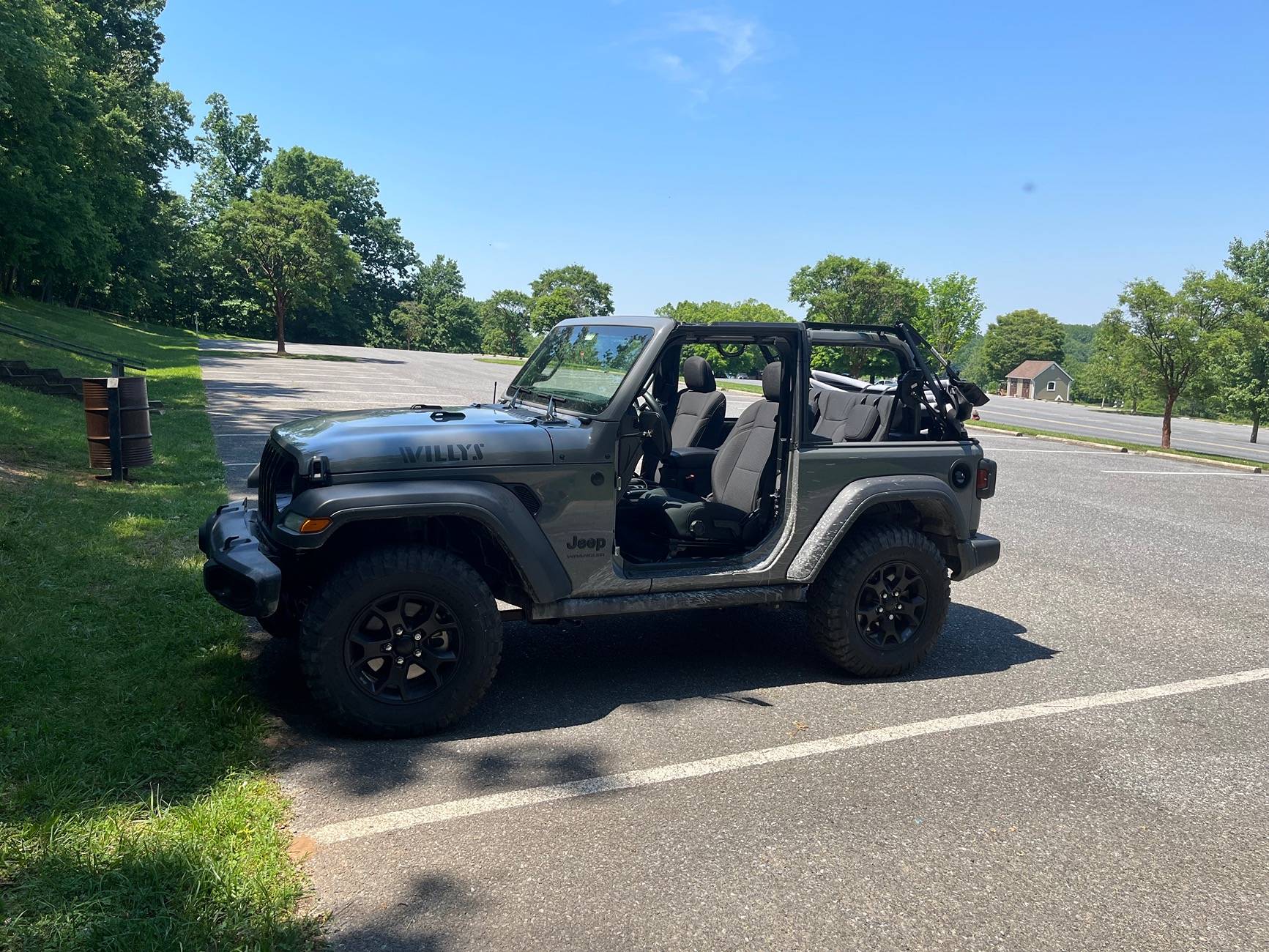 Jeep Wrangler JL 2 door or 4 door? IMG_0721