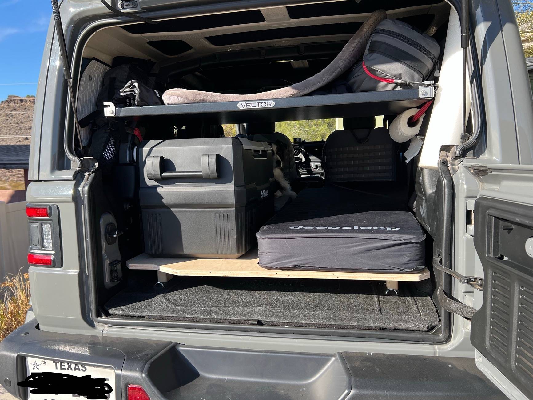 Jeep Wrangler JL Show your DIY sleeping platforms! IMG_0095
