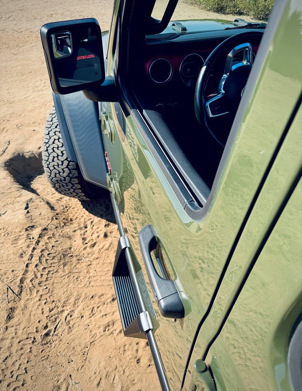 Jeep Wrangler JL Steps for a short person IMG_5526 2