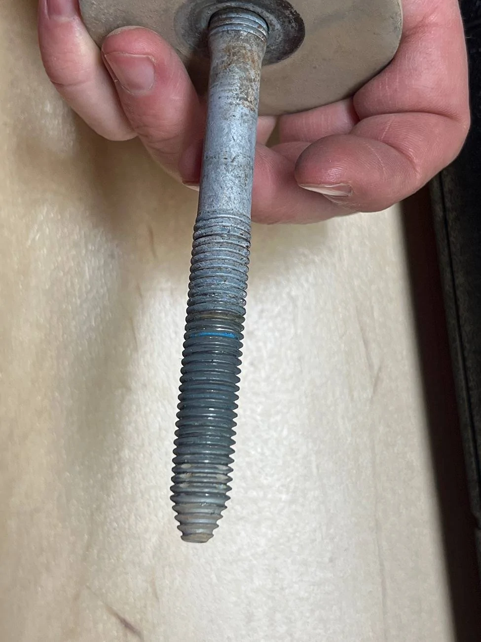 Jeep Wrangler JL Body mount bolts normal or reverse threaded? imag