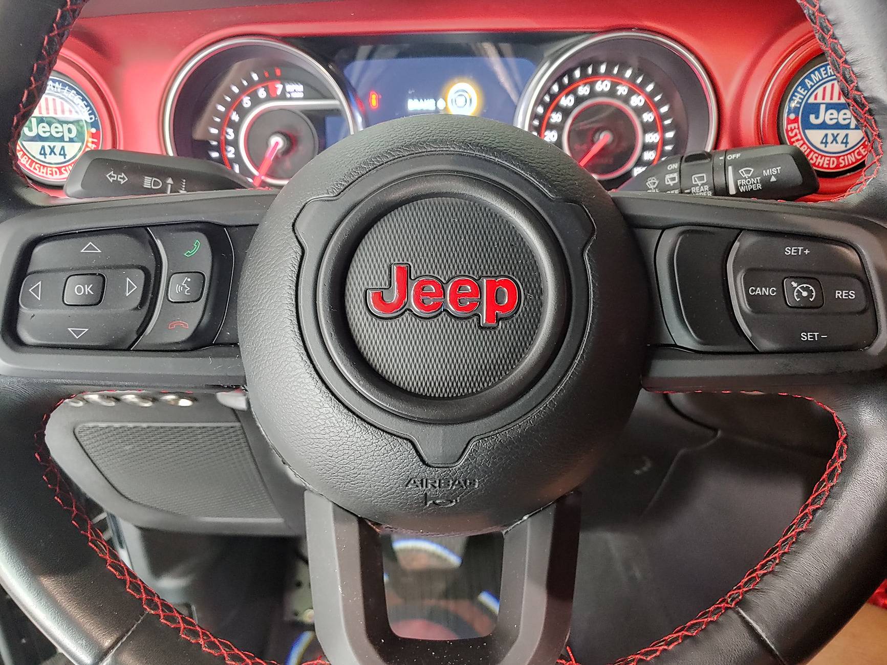 Jeep Wrangler JL Interior trim pieces. 132