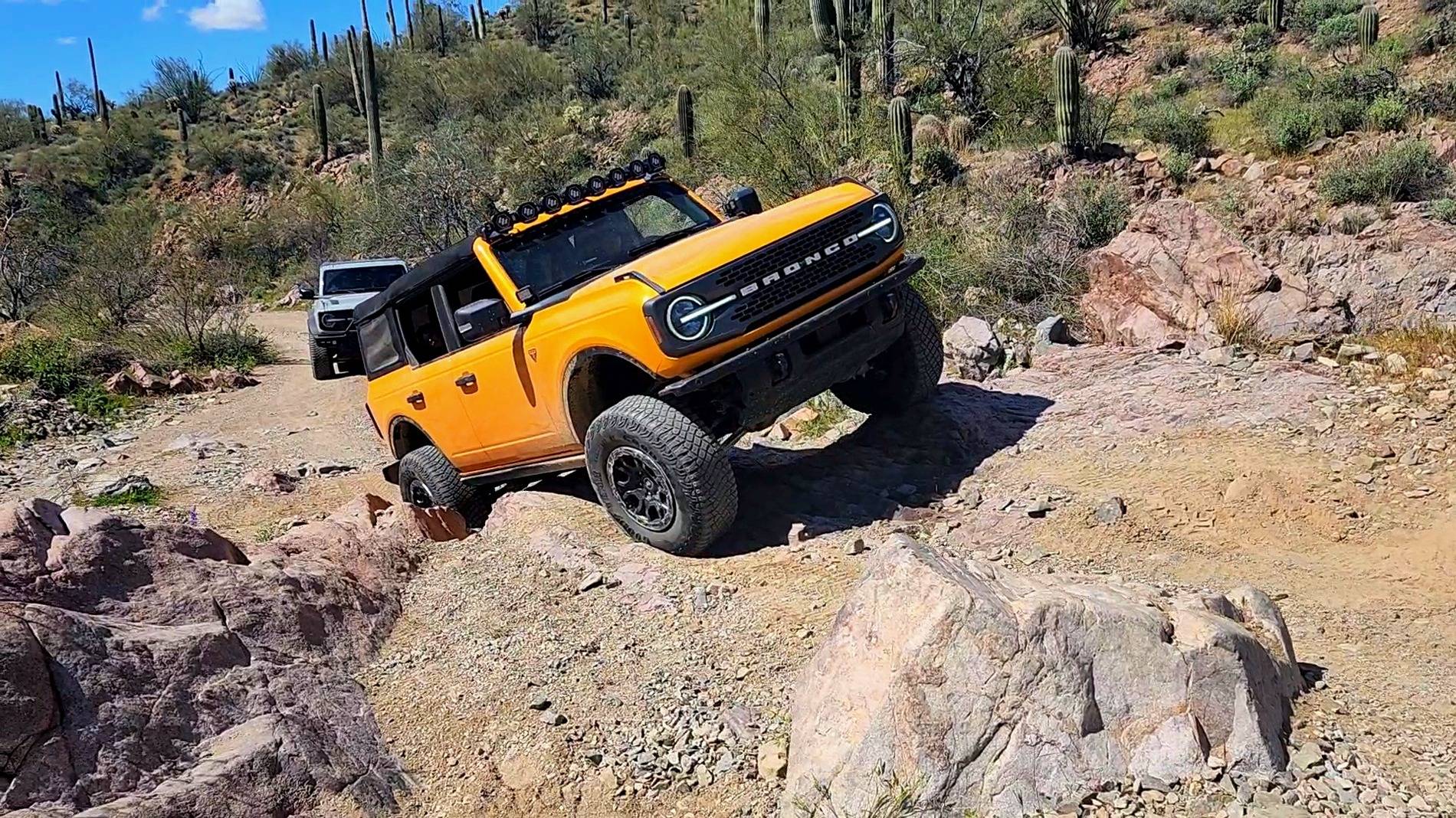 Jeep Wrangler JL ~"Serious offroading"~ VideoCapture_20240309-174101