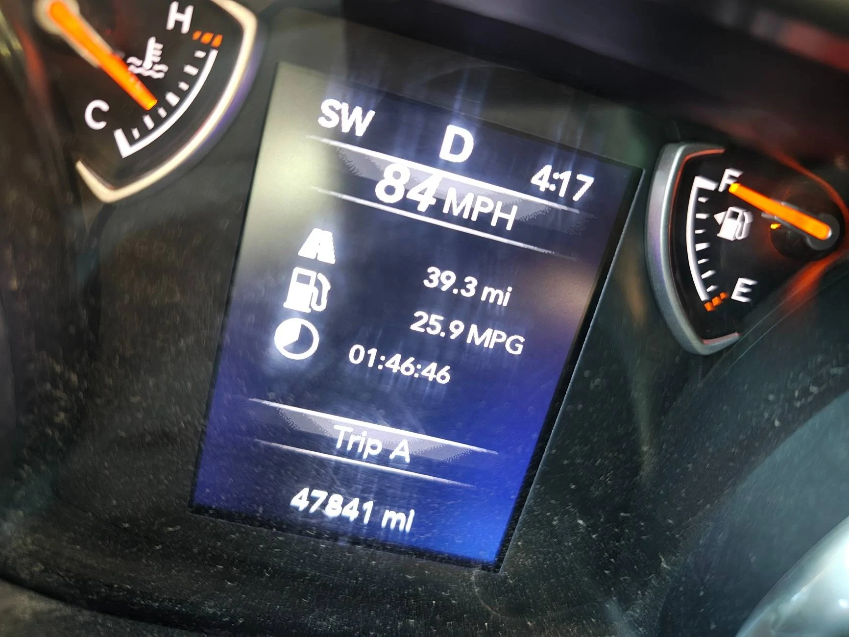 Jeep Wrangler JL Dash MPGs MORE ACCURATE with TIME 1000007962
