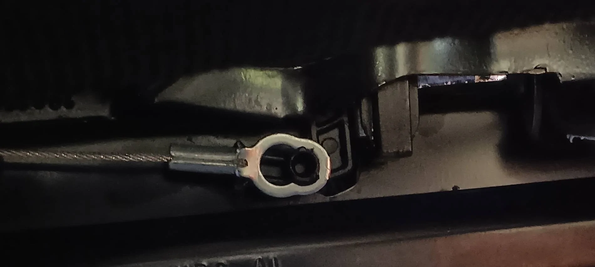 Jeep Wrangler JL Passenger seat stuck again 20250129_115949