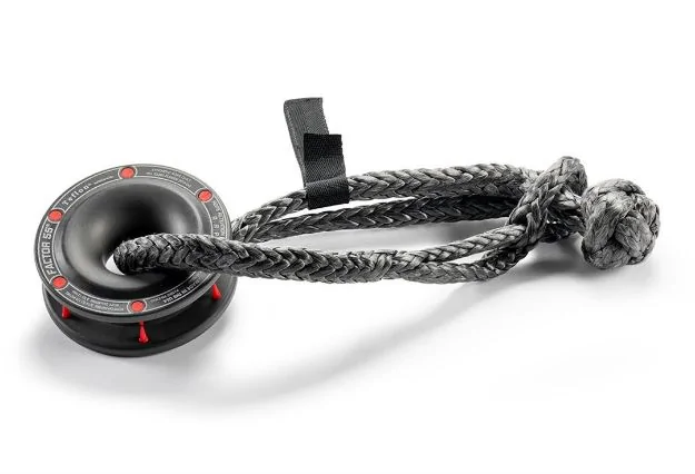 Jeep Wrangler JL Recovery Rings VS Snatch Blocks IMG_2729