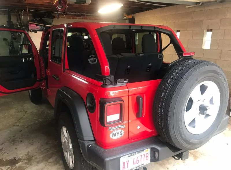 Jeep Wrangler JL Sad day, hardtop back on 15BA022E-21EB-442A-94F5-4097EA3D2FF9