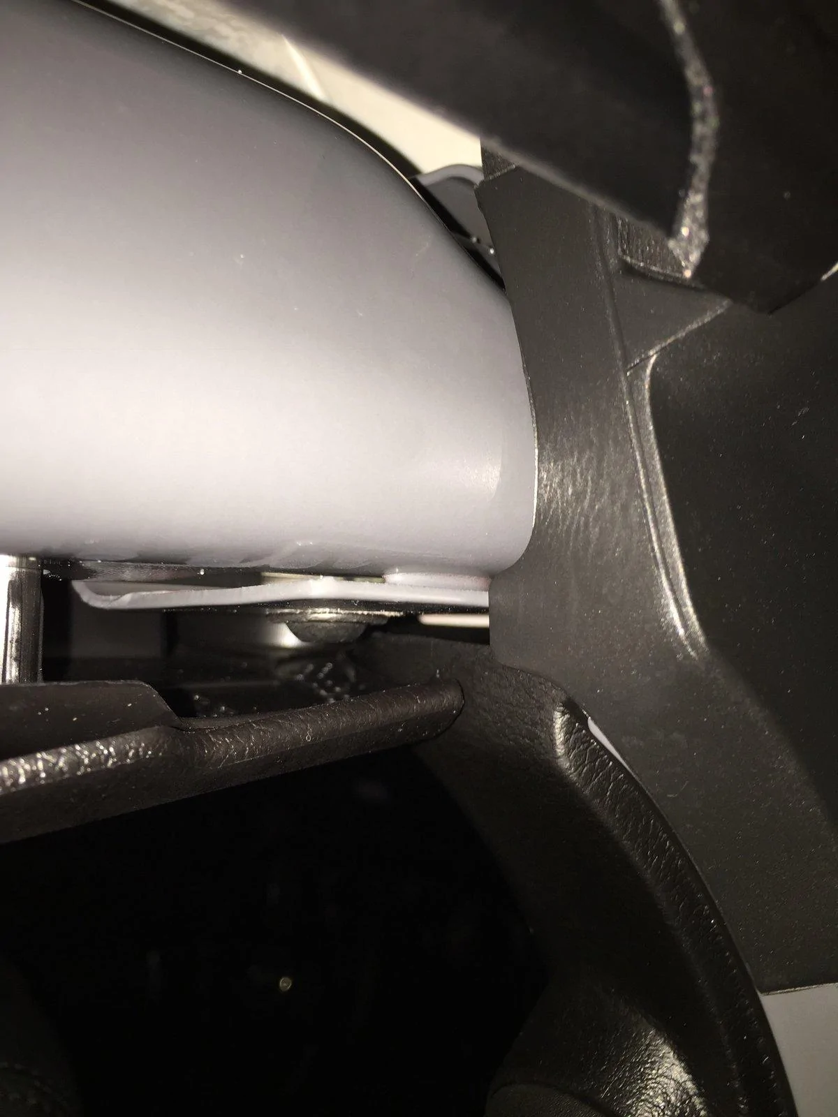 Jeep Wrangler JL Creaking sound from driver side pillar 6BEE31E4-28B0-409B-9BFD-54A29508F22E