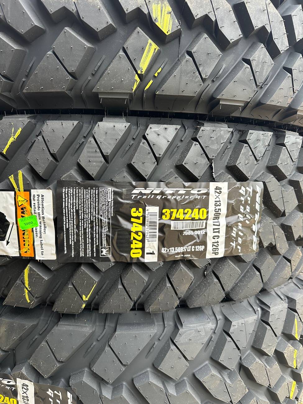 Jeep Wrangler JL New Nitto 42x13.5x17 IMG_0377