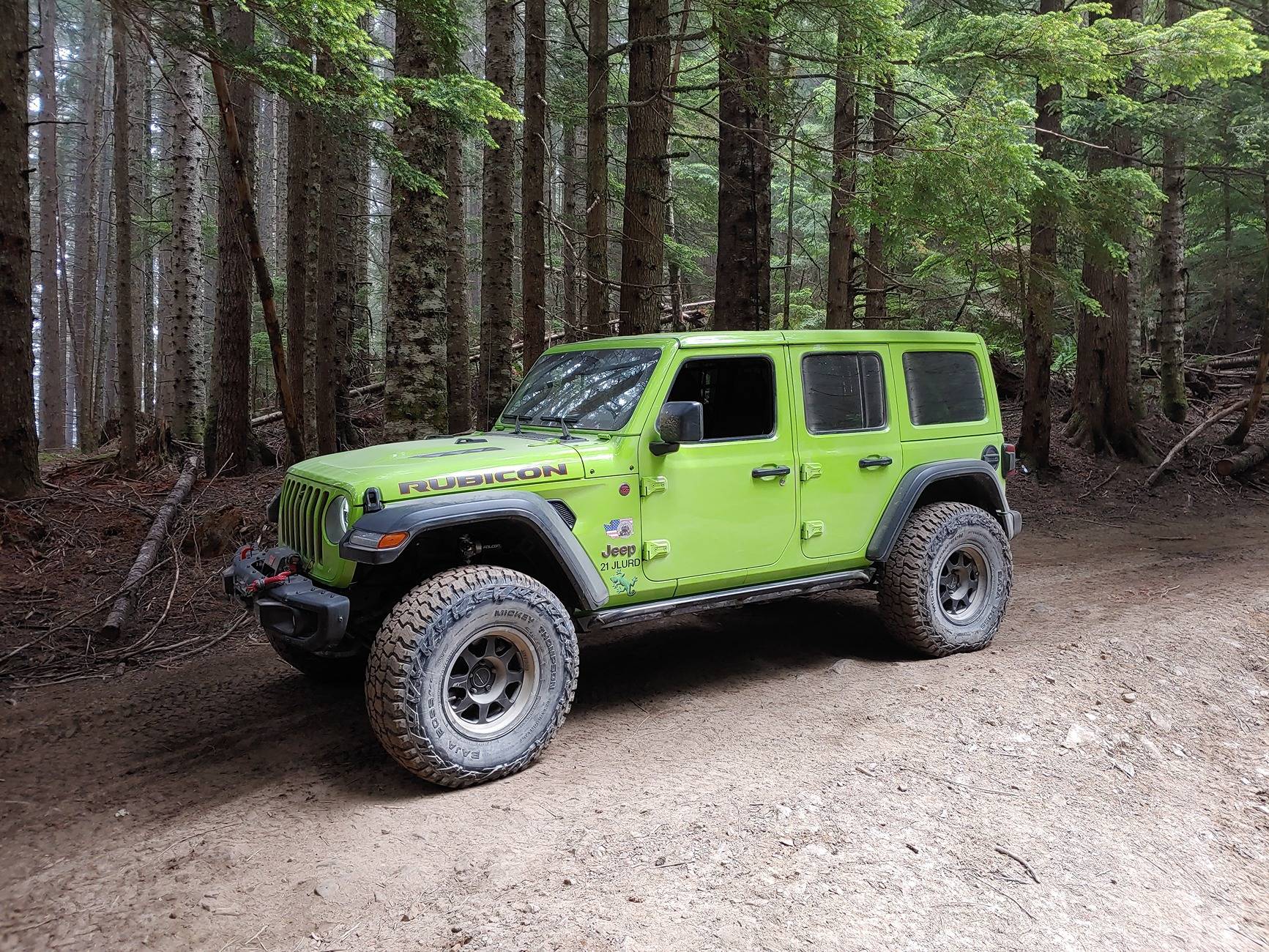 Jeep Wrangler JL Icon Recon Pro or Method 703 Bead Grip 20220723_120404