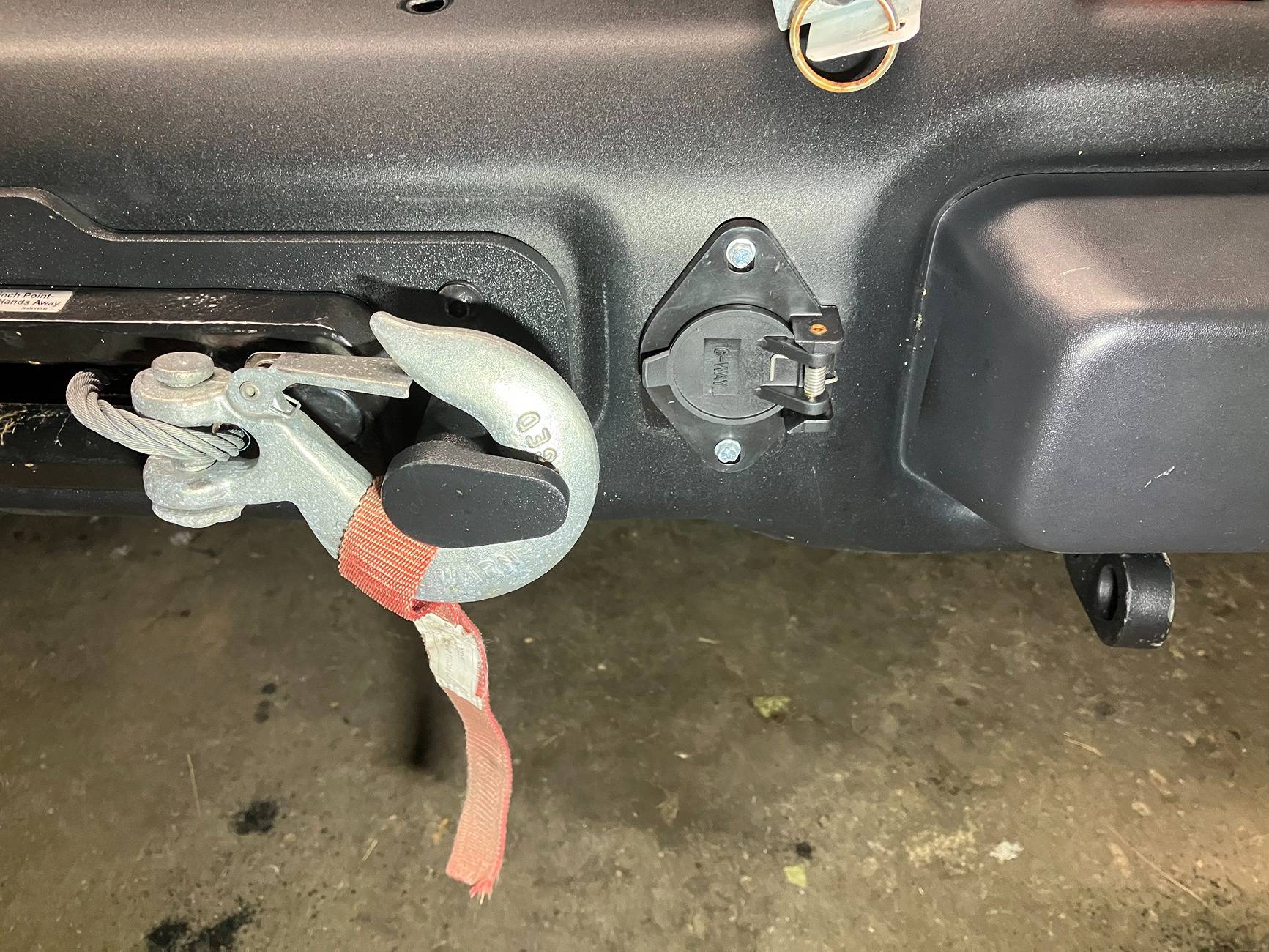 Jeep Wrangler JL Maximus-3 towing kit questions IMG_4316