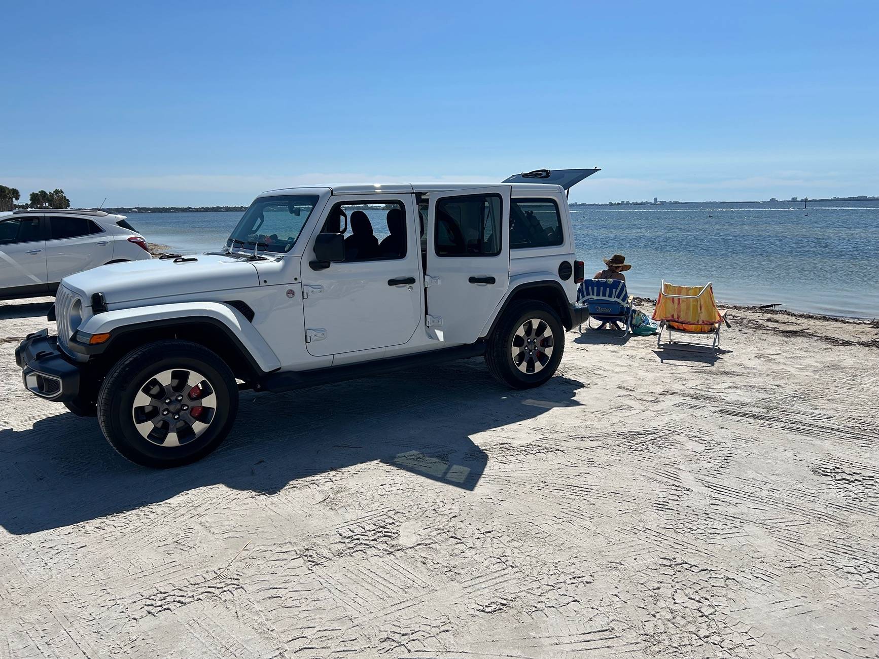 Jeep Wrangler JL Tires Stock Size IMG_5246