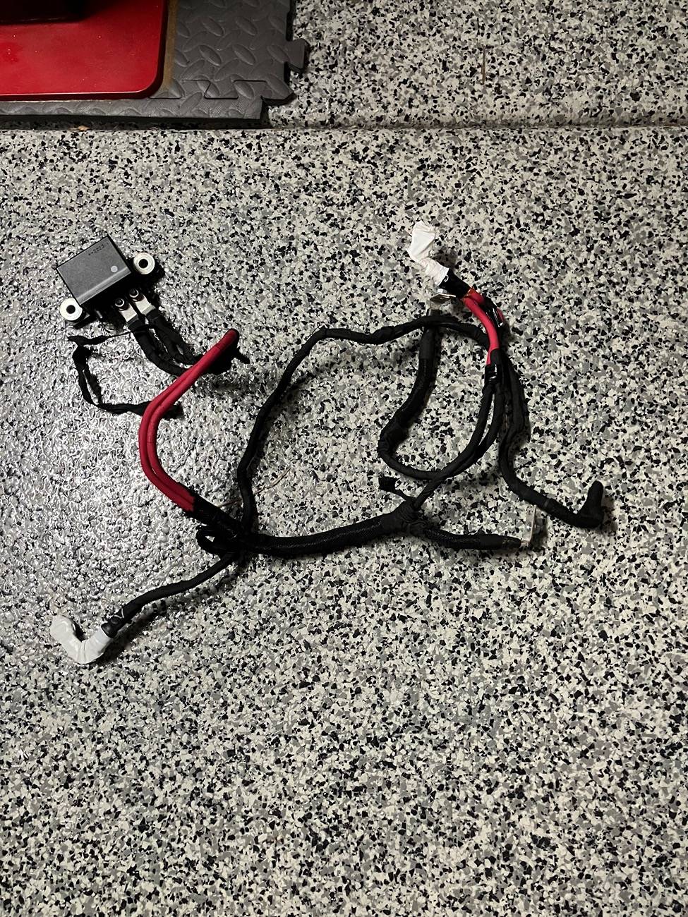 Jeep Wrangler JL Jumperless Aux Battery Bypass IMG_4880