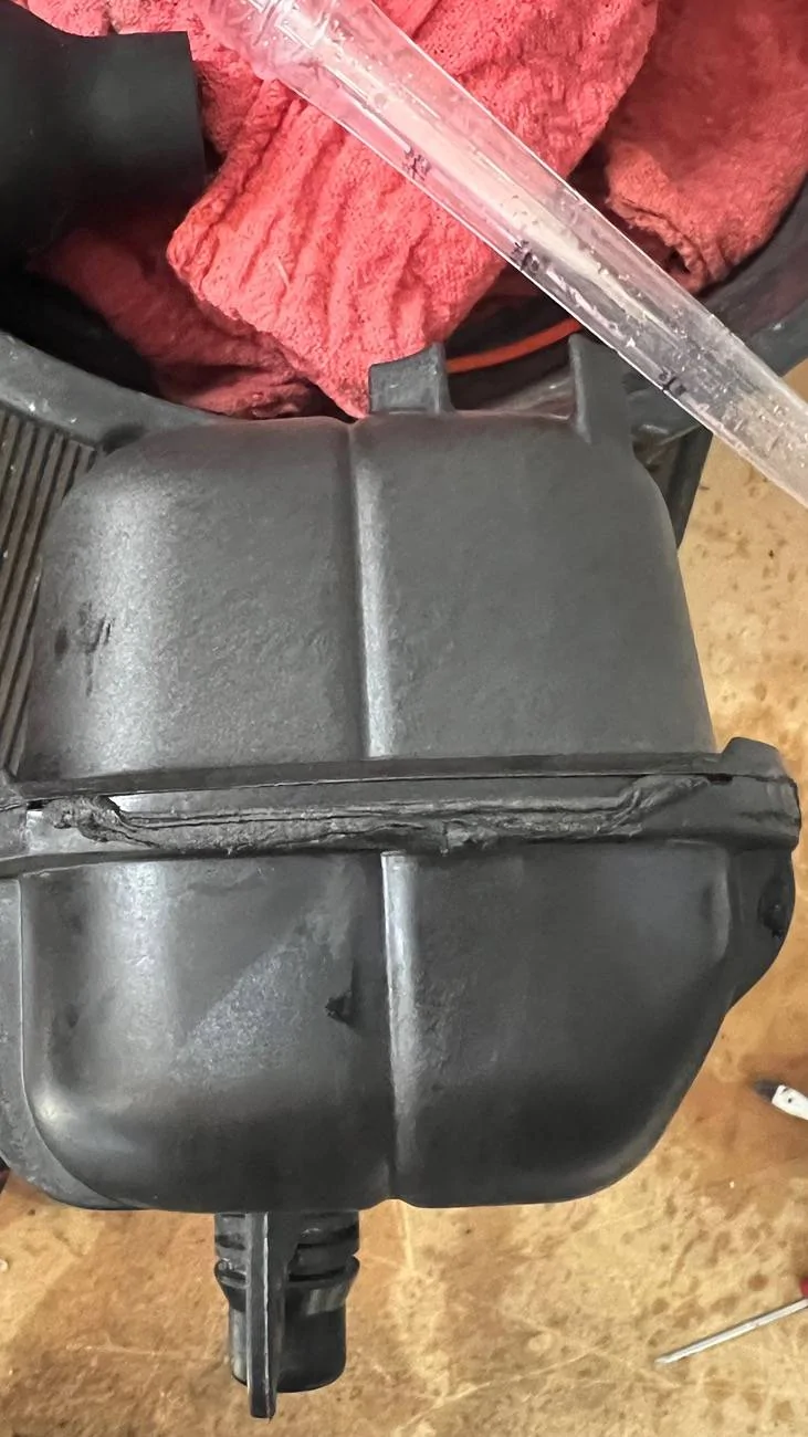 Jeep Wrangler JL 2.0 Coolant Reservoir Replacement IMG_7899