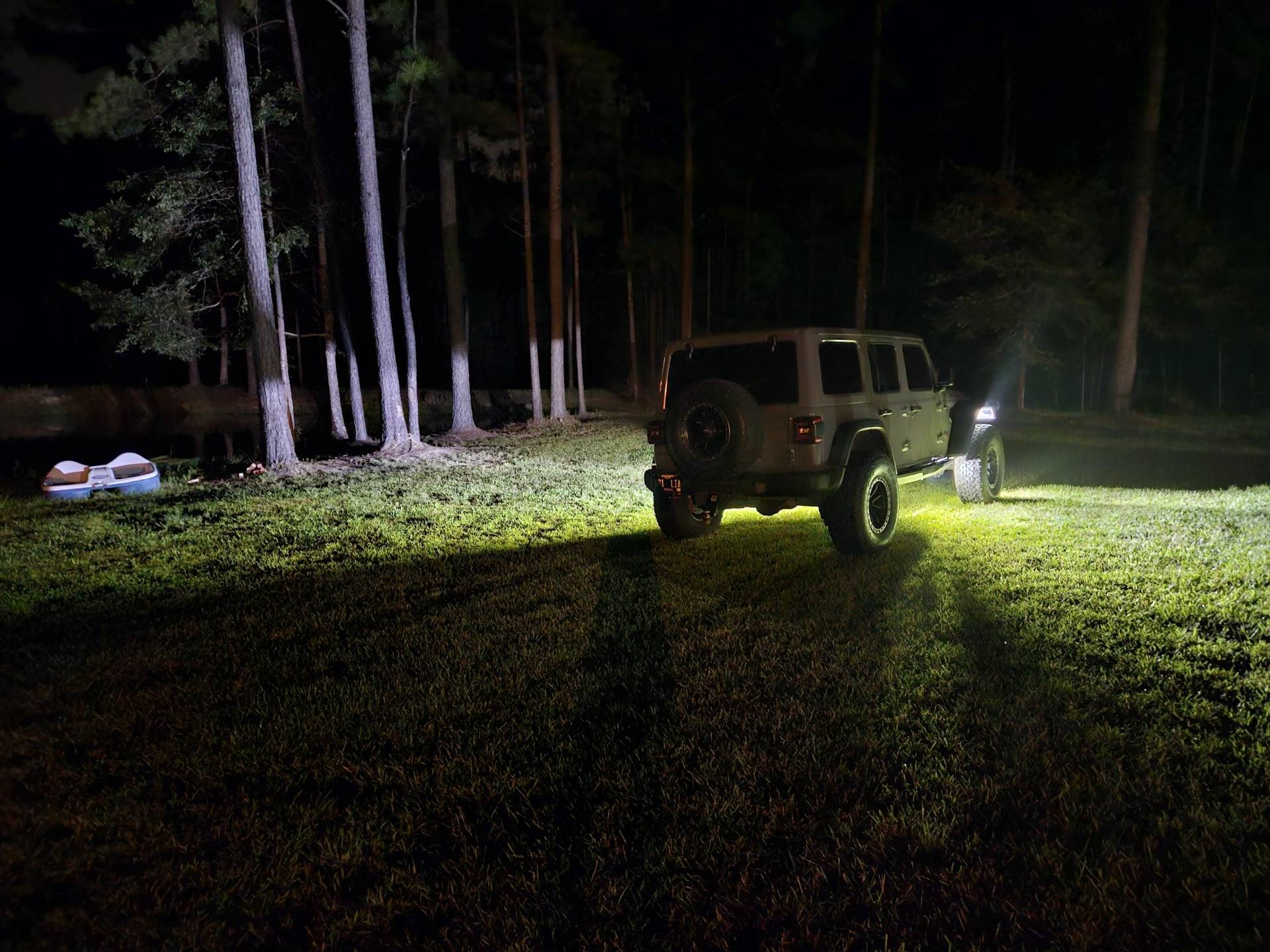 Jeep Wrangler JL Side lights to light the ground? FT-RLM6-W-jeep2