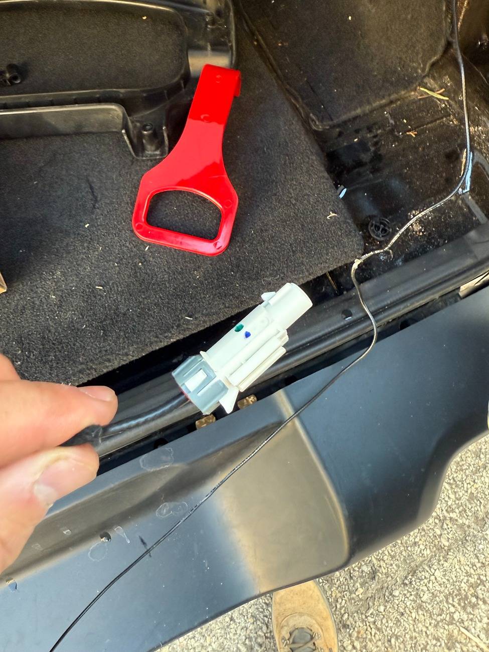 Jeep Wrangler JL Backup Camera Wire Damage Help IMG_0091