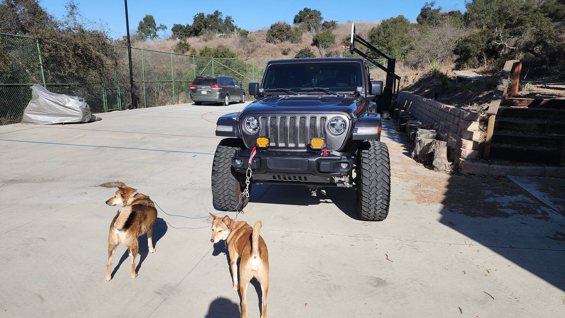 Jeep Wrangler JL Wheel Spacers or Not? 20250120_132559