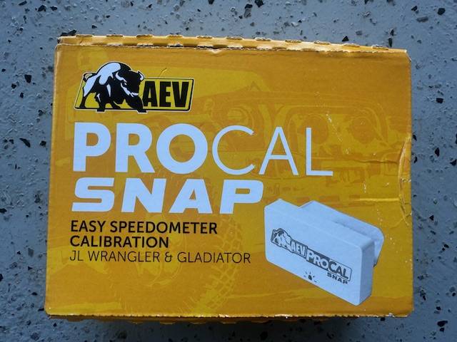 Jeep Wrangler JL AEV PRO CAL Snap 37406015 $150 IMG_3554