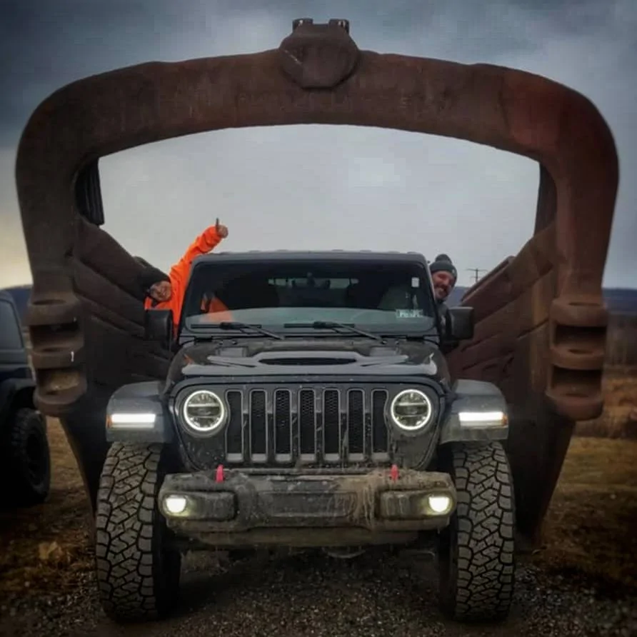 Jeep Wrangler JL Jacked_Black_JLUR Built / Build Thread Messenger_creation_5EADF106-7D34-4027-9D1B-93D44CA24E37