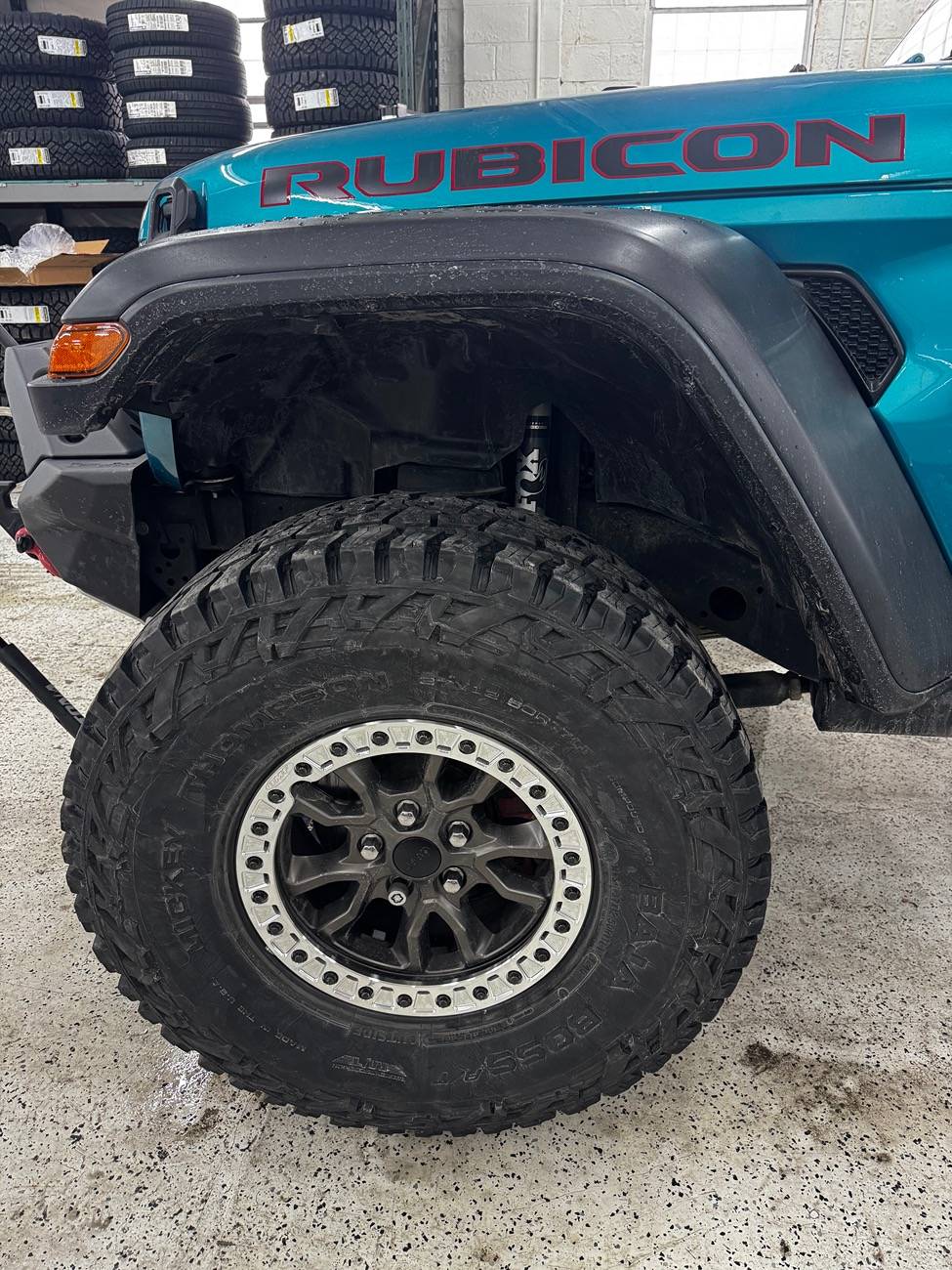 Jeep Wrangler JL 392 Mopar beadlock wheel tire compatibility. IMG_3026