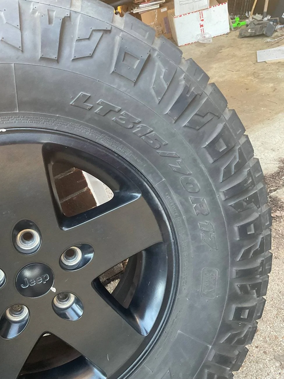 Jeep Wrangler JL Oversized Spare Tire problem IMG_5515