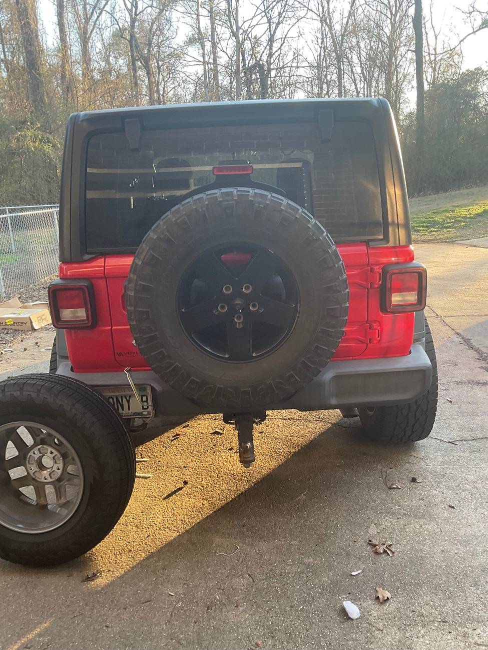 Jeep Wrangler JL Oversized Spare Tire problem IMG_5512