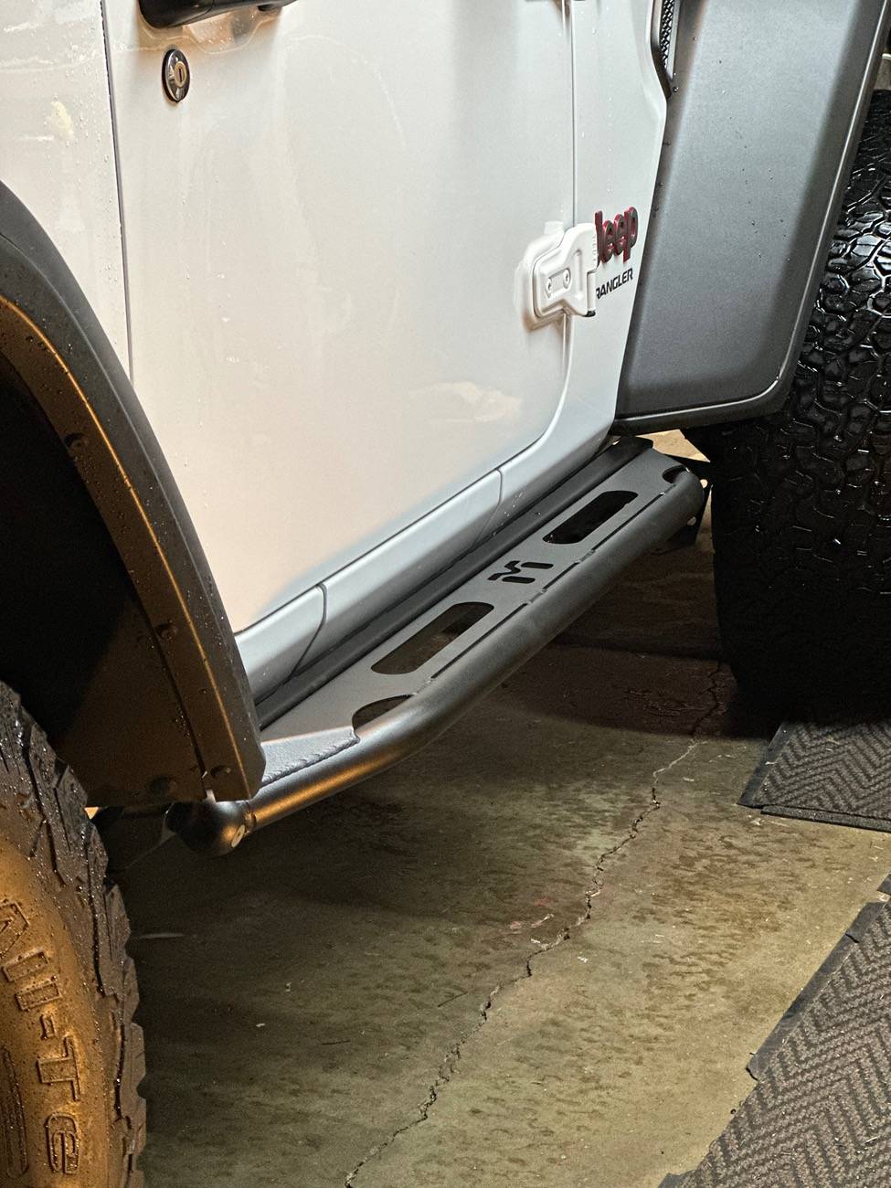Jeep Wrangler JL 2door rock sliders. IMG_3937