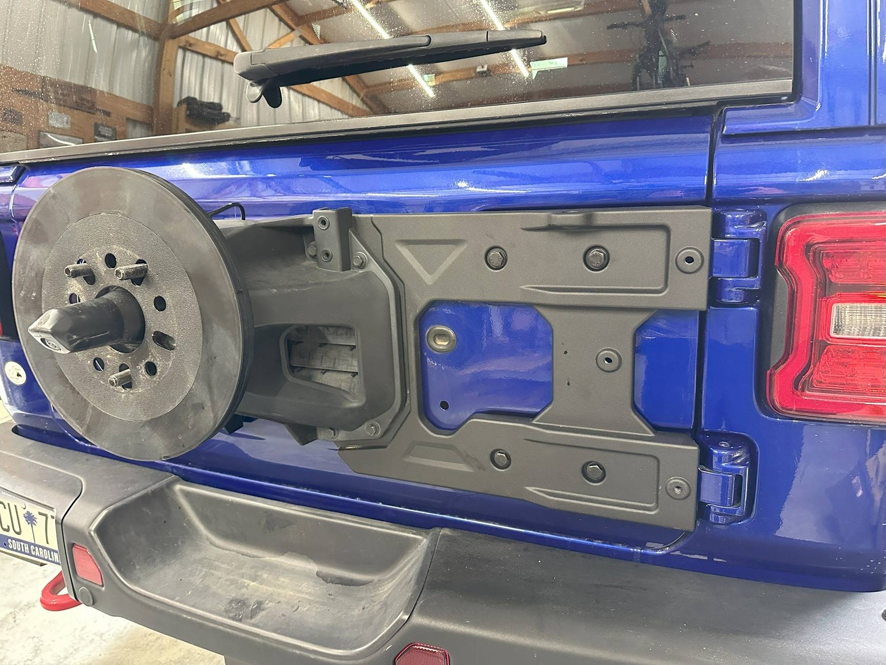 Jeep Wrangler JL Alternative To Mopar Tailgate Reinforcement spare tire re