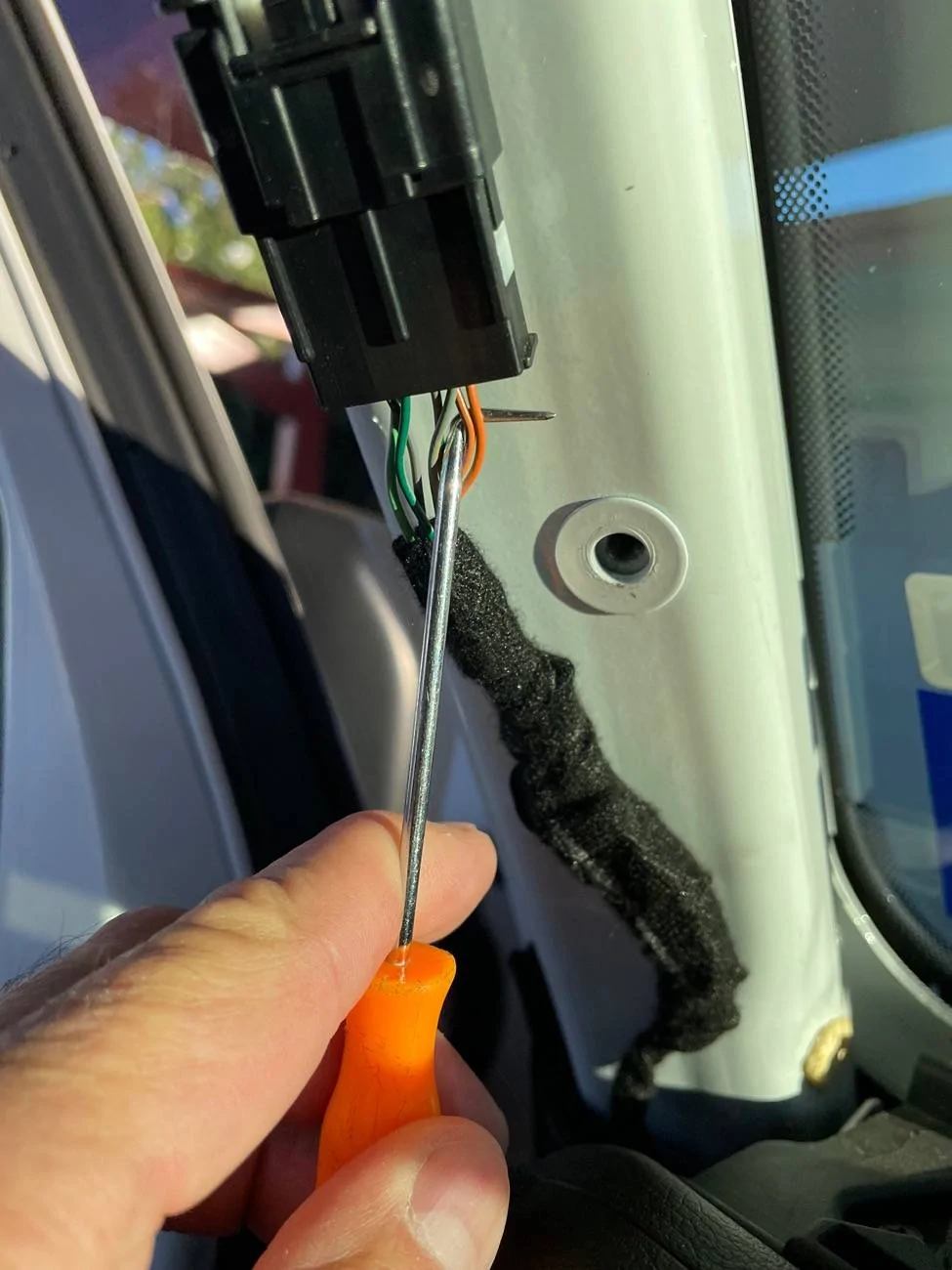 Jeep Wrangler JL Sky one touch install IMG_4262