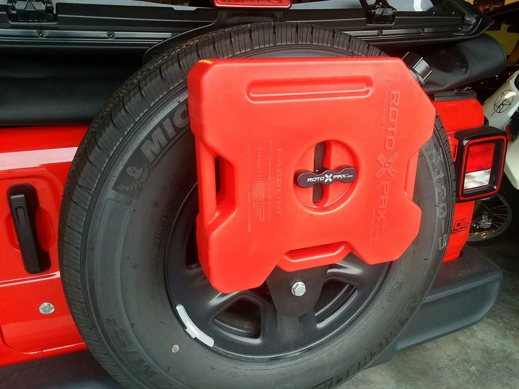 Jeep Wrangler JL Gas station pump won't pump RotopaX