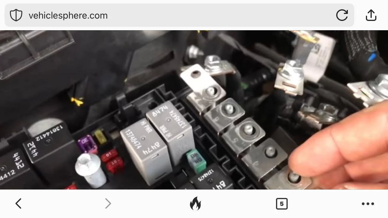 Jeep Wrangler JL Jumperless Aux Battery Bypass IMG_4942