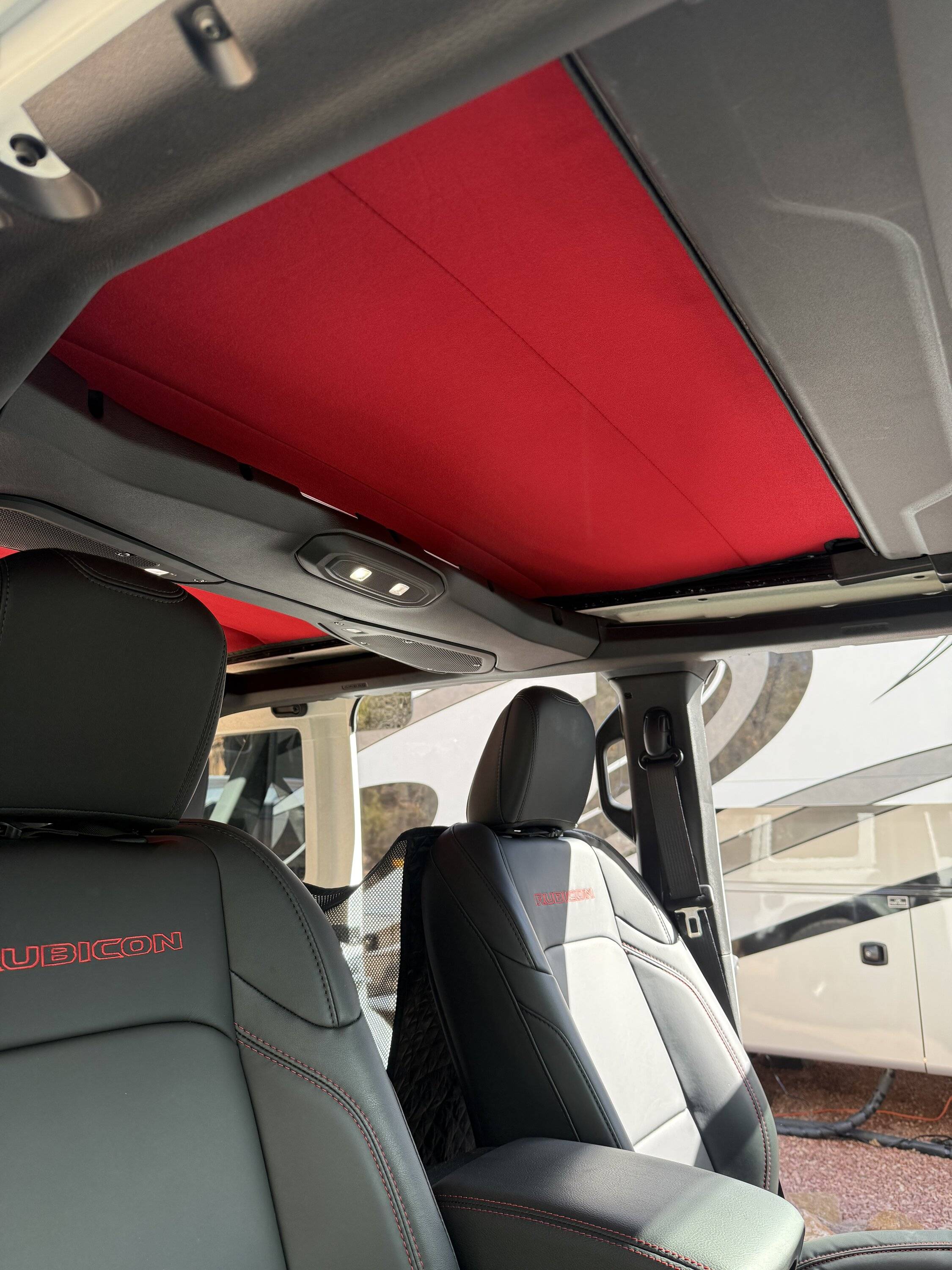 Jeep Wrangler JL Hotheads Sky One-Touch headliner installed IMG_1240