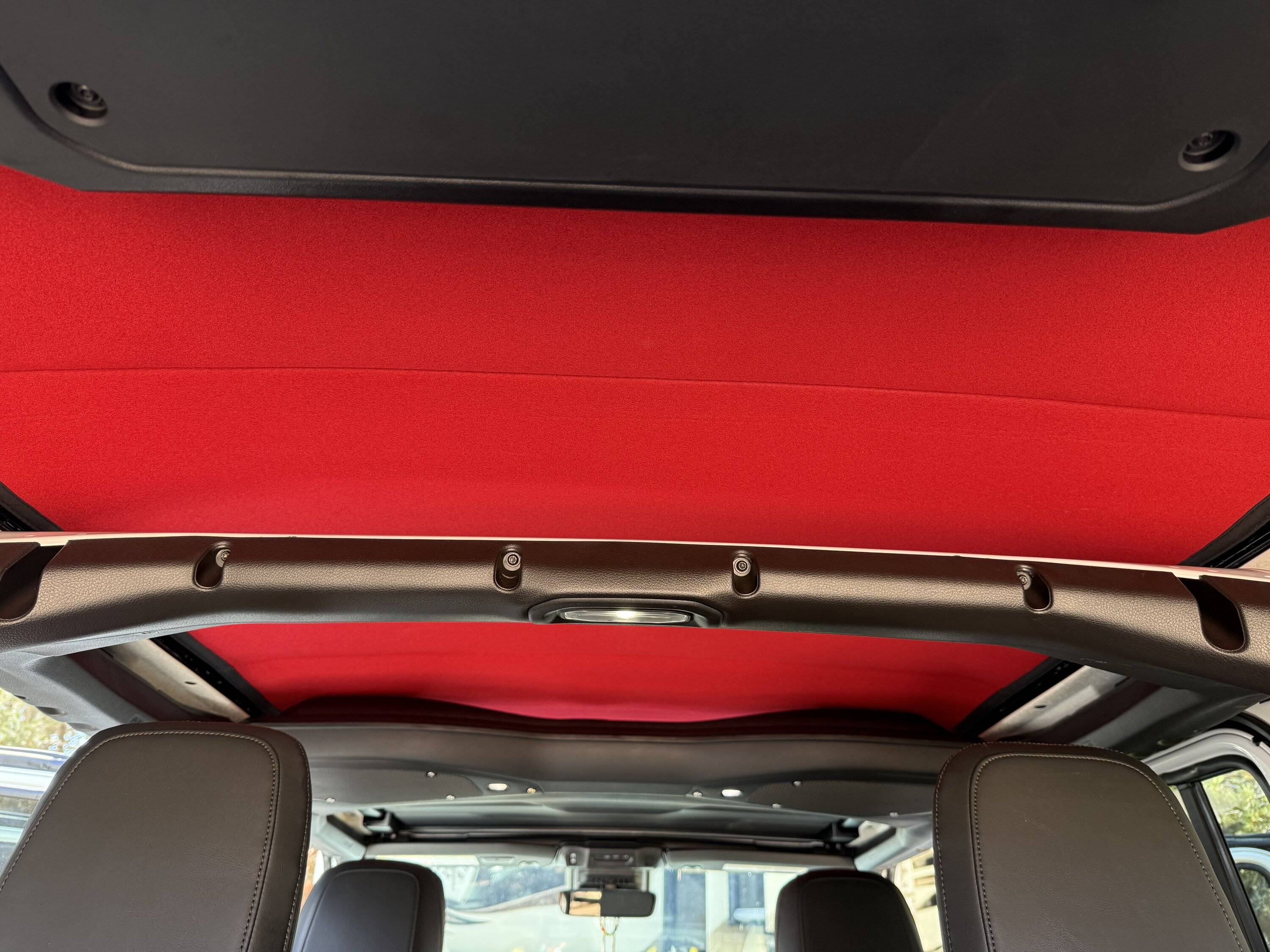 Jeep Wrangler JL Hotheads Sky One-Touch headliner installed IMG_1239
