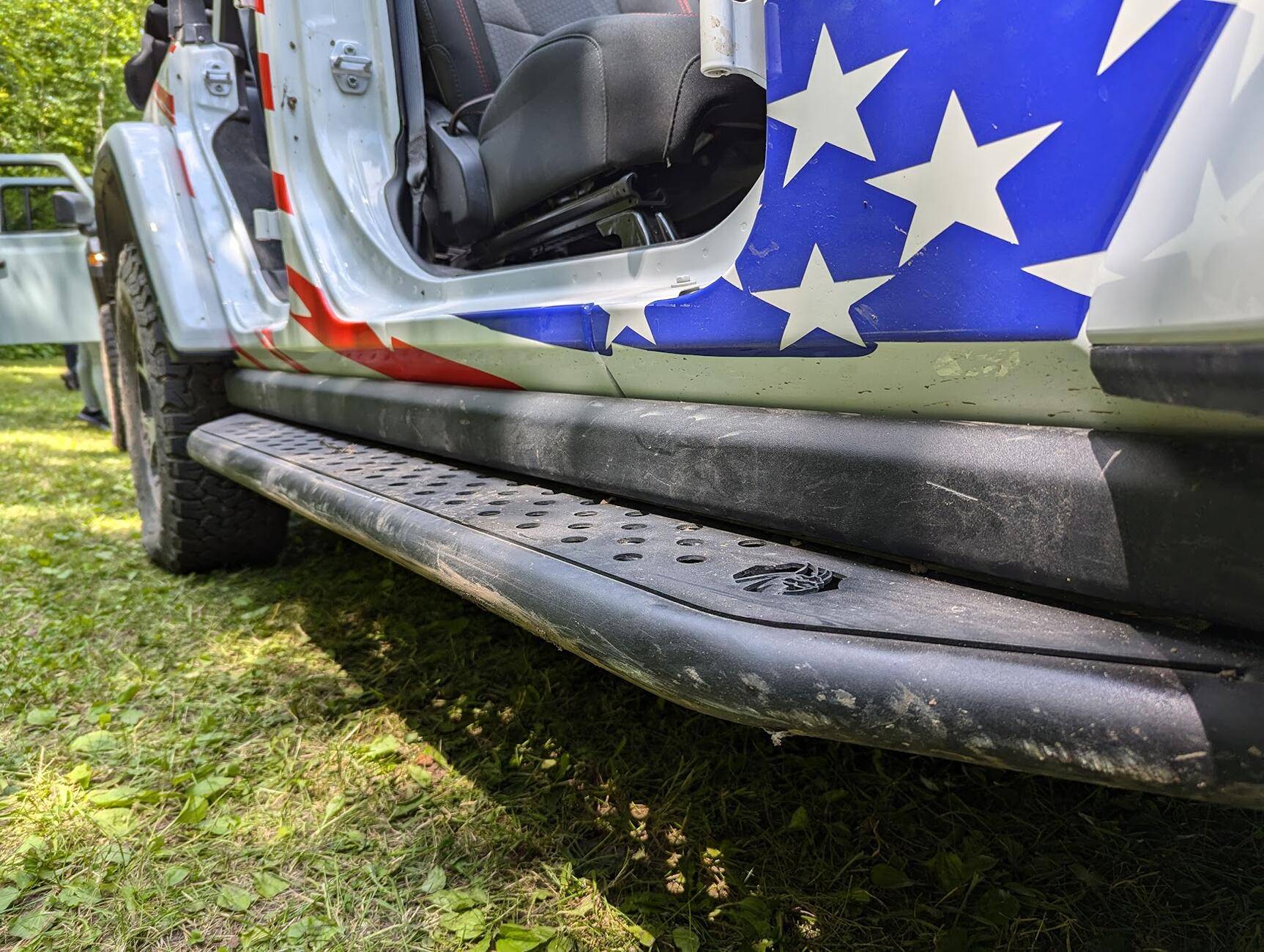 Jeep Wrangler JL Rock slider with step 1741011885905-gy